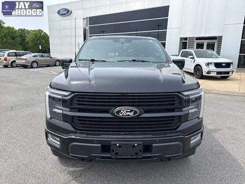 Certified 2025 Ford F150 Platinum w/ Equipment Group 702A High AWD/4WD image 11