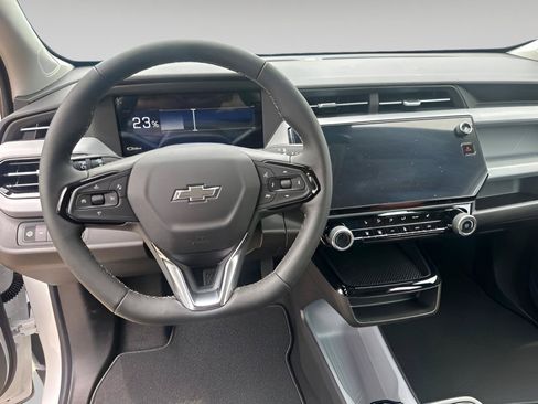 New 2027 Chevrolet Bolt LT w/ Comfort Package FWD image 14