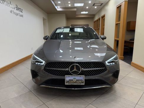 Used 2025 Mercedes-Benz CLA 250 image 2