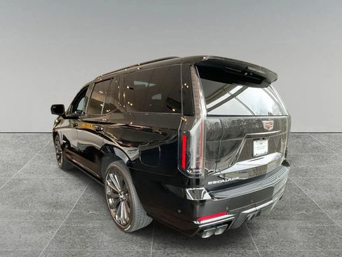 New 2026 Cadillac Escalade V image 3