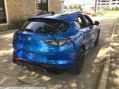 Used 2024 Alfa Romeo Stelvio Veloce AWD/4WD image 4