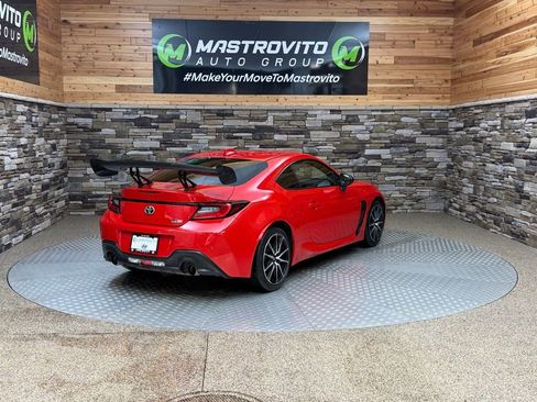 Used 2022 Toyota GR86 image 9