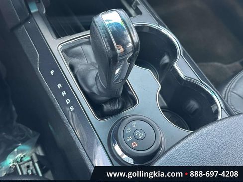 Used 2016 Ford Explorer XLT w/ Equipment Group 202A AWD/4WD image 26