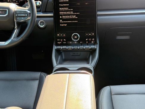 Used 2026 GMC Terrain Elevation w/ Elevation Premium Package AWD/4WD image 14