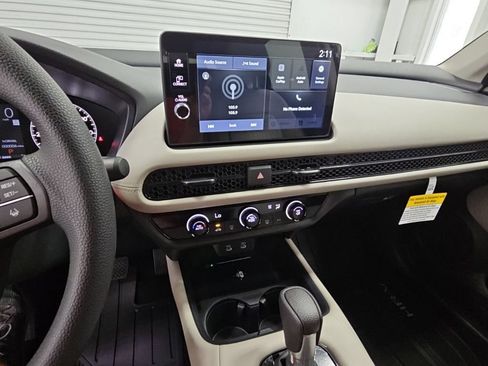 New 2027 Honda HR-V LX image 12