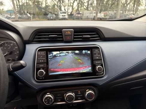 Used 2025 Nissan Versa SV image 17