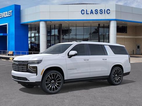 New 2026 Chevrolet Suburban High Country AWD/4WD image 2