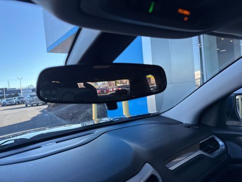 Used 2018 GMC Acadia SLE w/ LPO, Floor Liner Package image 27