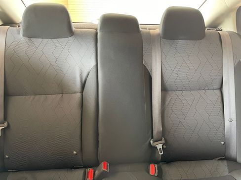 Used 2025 Nissan Versa SV FWD image 36