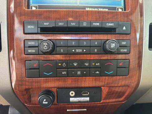 Used 2010 Ford F150 FX4 image 38