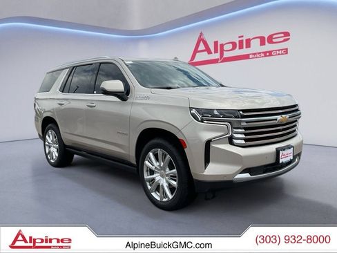 Used 2021 Chevrolet Tahoe High Country w/ Premium Package AWD/4WD image 7