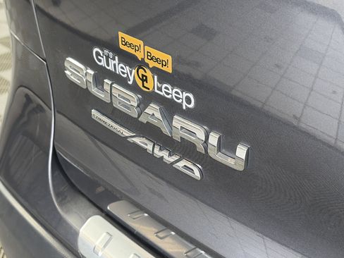 Used 2022 Subaru Ascent Limited w/ Technology Package image 17