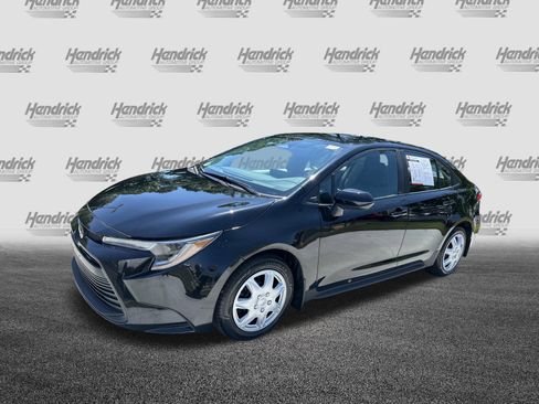 Certified 2024 Toyota Corolla LE FWD image 5