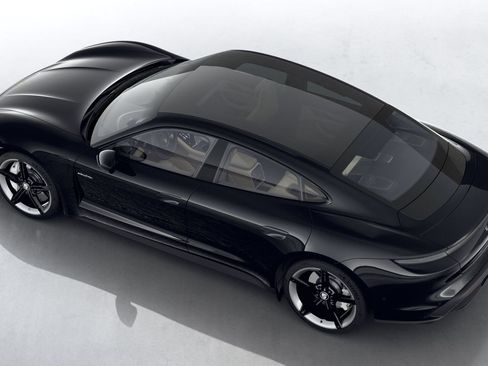 Certified 2024 Porsche Taycan 4S AWD/4WD image 2
