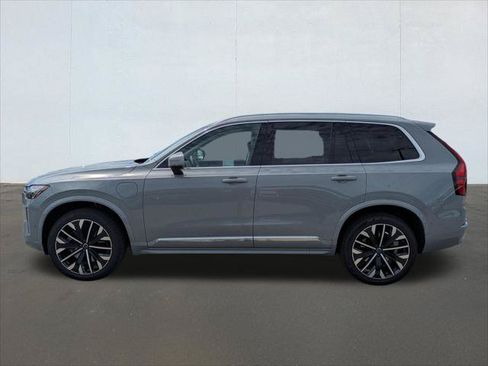 New 2026 Volvo XC90 T8 Ultra w/ Protection Package Premier AWD/4WD image 3