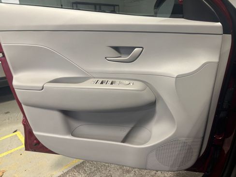 Used 2025 Hyundai Kona SEL image 20