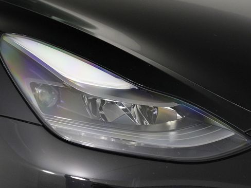 Used 2021 Tesla Model 3 Long Range image 24