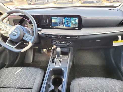 New 2026 Nissan Kicks SV image 13