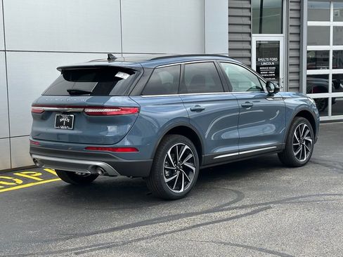 New 2026 Lincoln Corsair Reserve image 33