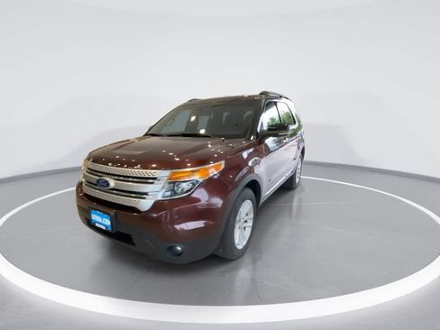 Used 2012 Ford Explorer XLT AWD/4WD image 4