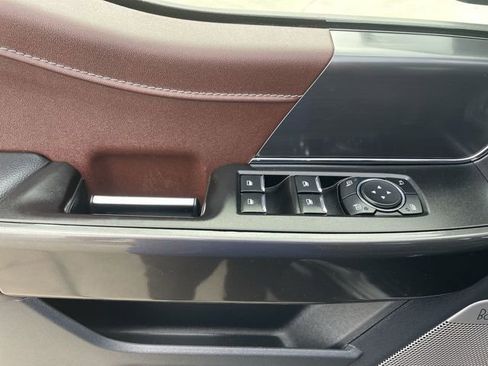 Used 2023 Ford F150 Lariat image 23