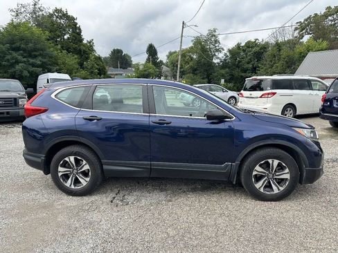 Used 2018 Honda CR-V LX image 9