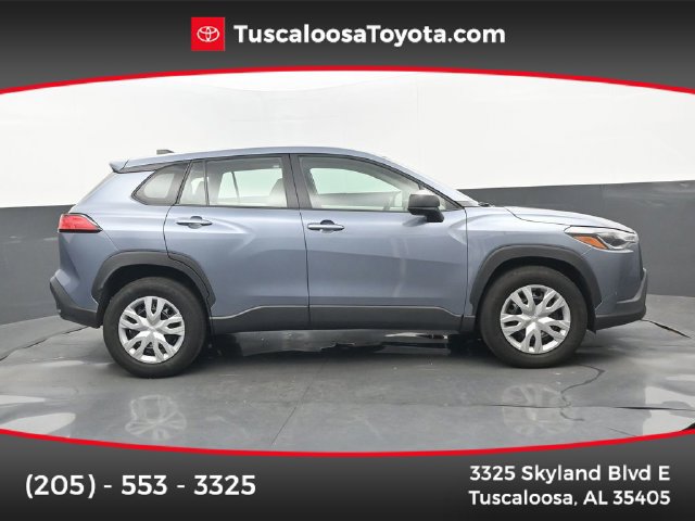 Used 2025 Toyota Corolla Cross L FWD image 1