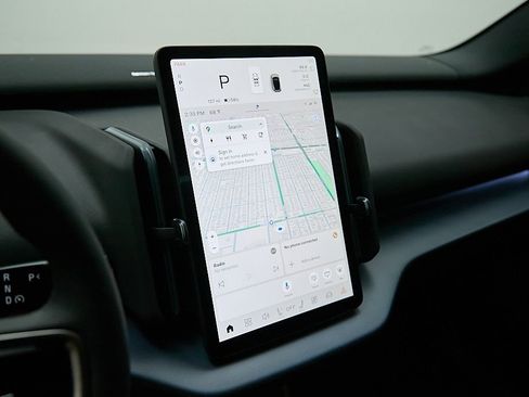 Certified 2025 Volvo EX30 Ultra w/ Climate Package image 15