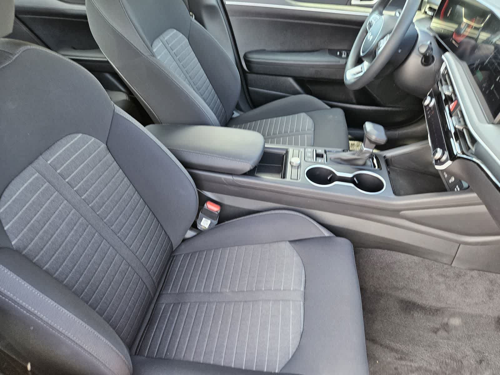 New 2026 Kia K5 LXS FWD image 10