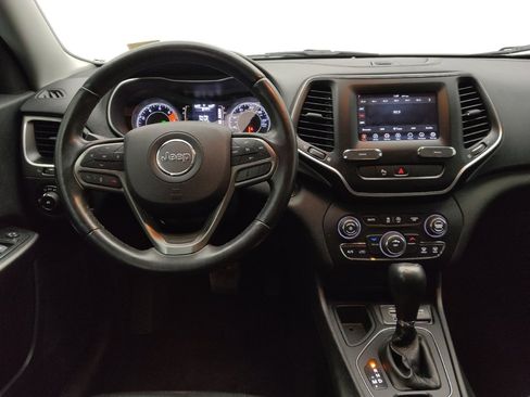 Used 2019 Jeep Cherokee Latitude Plus image 22