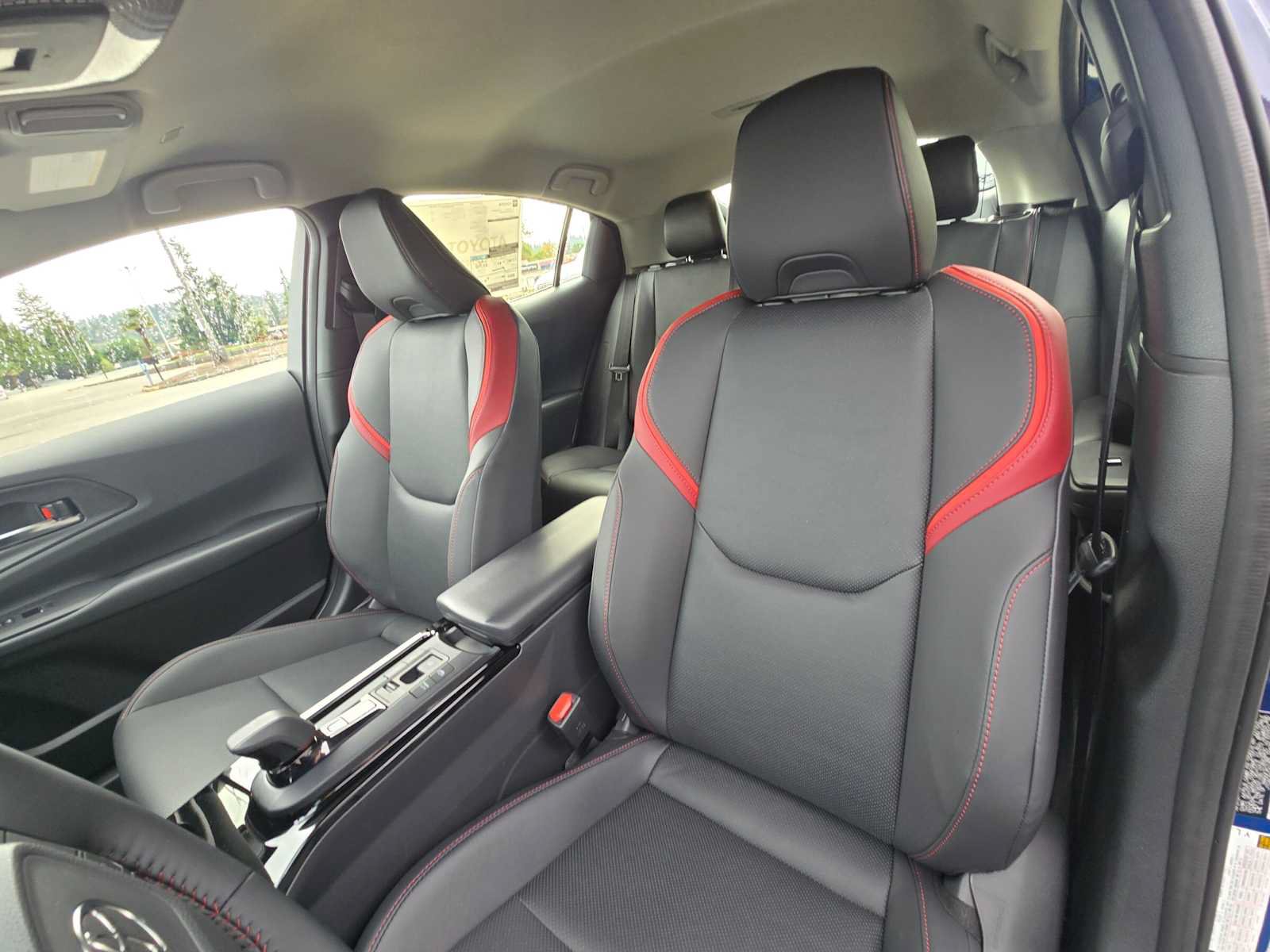 New 2027 Toyota Prius Plug-In Hybrid w/ Limited Premium Package FWD image 22