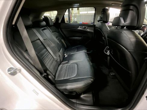 Used 2023 Kia Sportage SX image 20