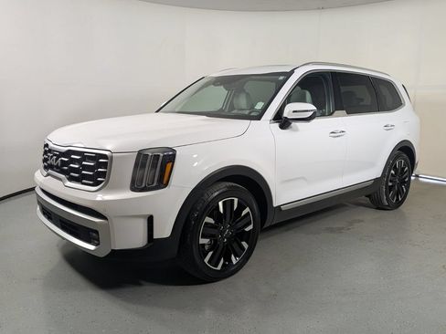 Used 2024 Kia Telluride SX Prestige w/ Towing Package AWD/4WD image 3