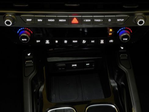 Used 2025 Kia Telluride S AWD/4WD image 26