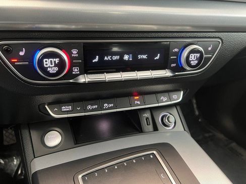 Used 2018 Audi Q5 2.0T Premium Plus image 24