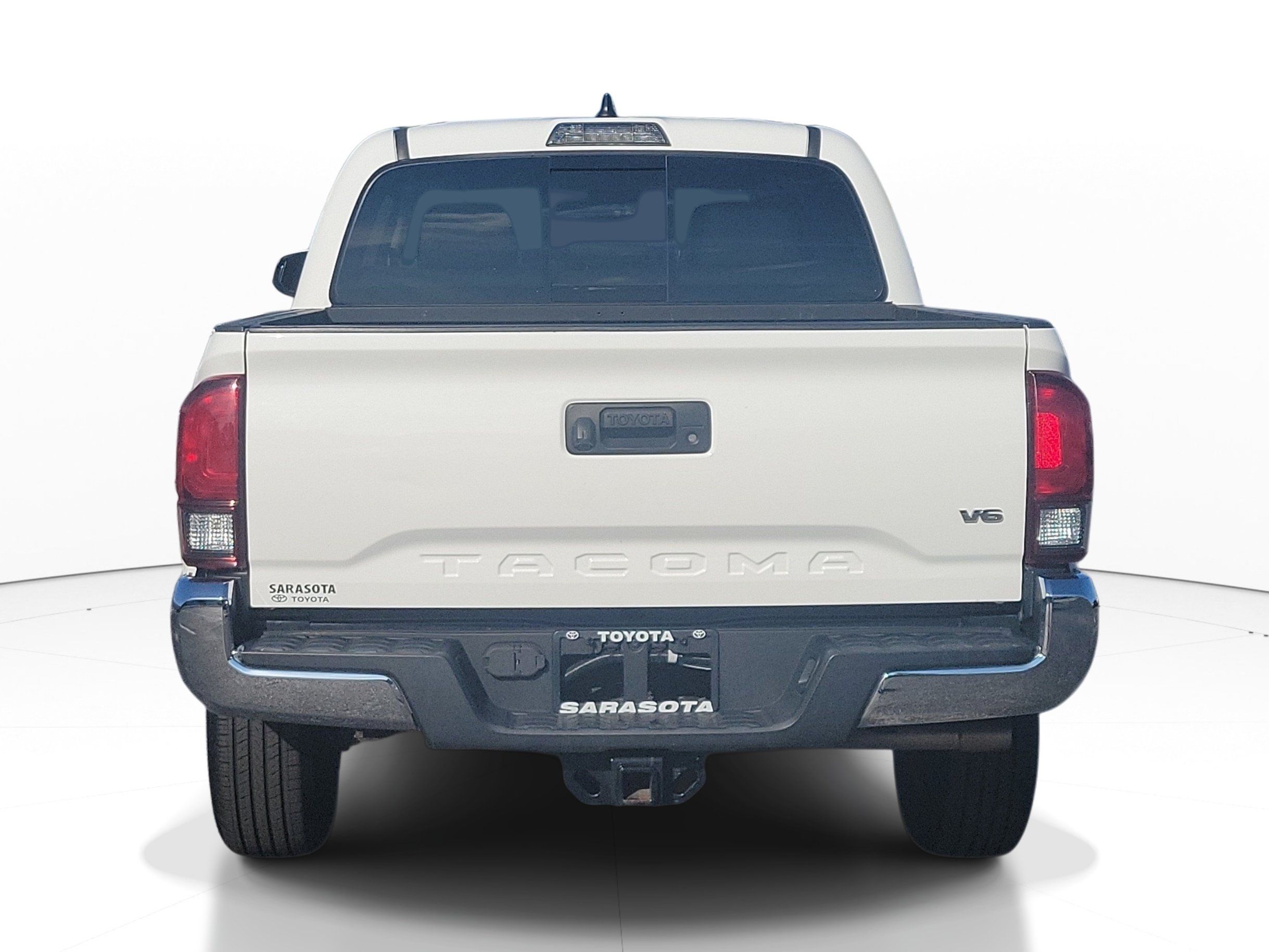 Used 2021 Toyota Tacoma SR5 RWD image 5