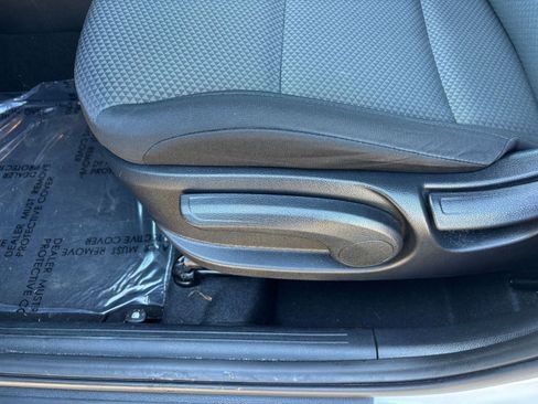 Used 2025 Kia Soul LX w/ LX Technology Package image 22