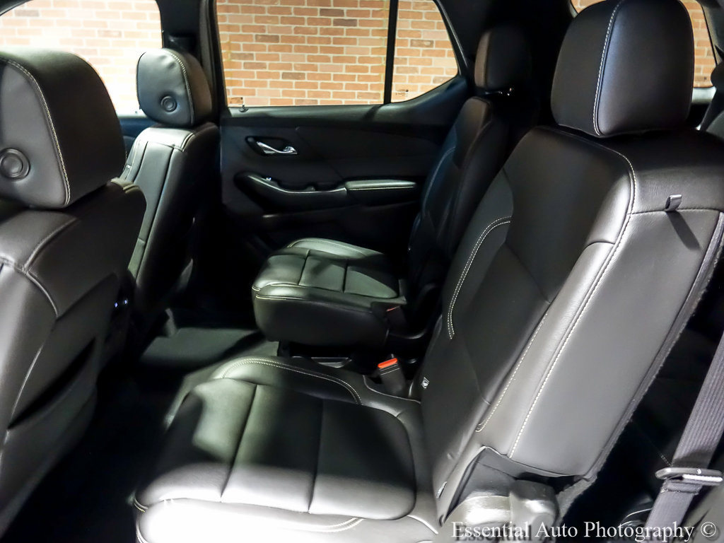 Used 2023 Chevrolet Traverse LT w/ LT Premium Package AWD/4WD image 16