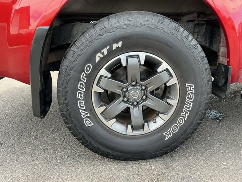 Used 2018 Nissan Frontier PRO-4X AWD/4WD image 10