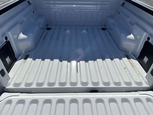 New 2025 Ford Maverick XLT image 18