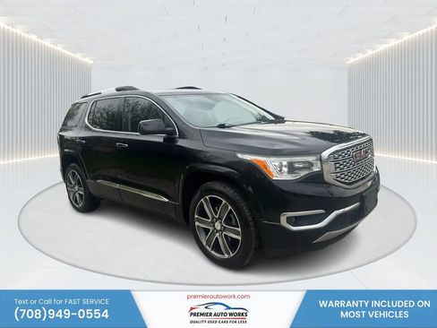Used 2018 GMC Acadia Denali w/ Technology Package AWD/4WD image 3