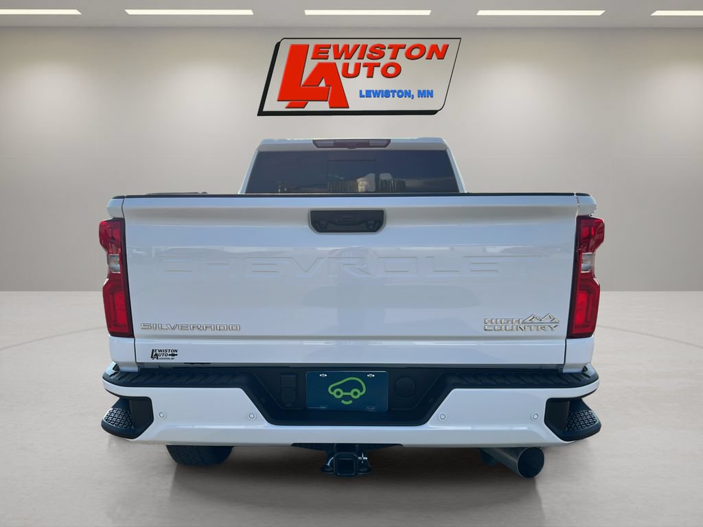 Certified 2024 Chevrolet Silverado 3500 High Country AWD/4WD image 12