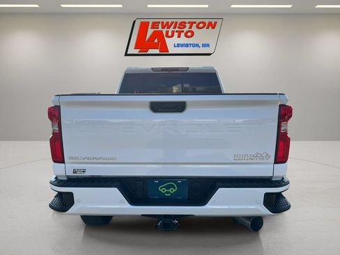 Used 2024 Chevrolet Silverado 3500 High Country AWD/4WD image 12