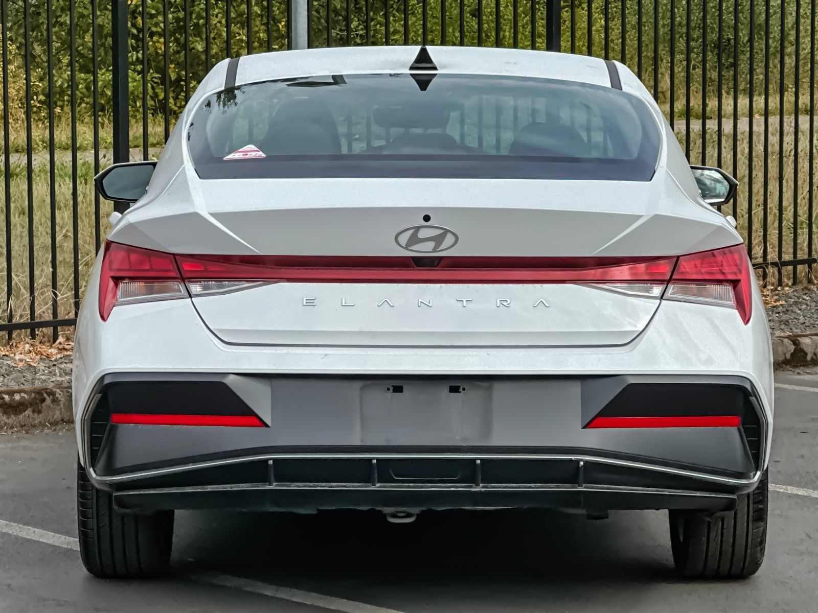 Used 2025 Hyundai Elantra SEL FWD image 4