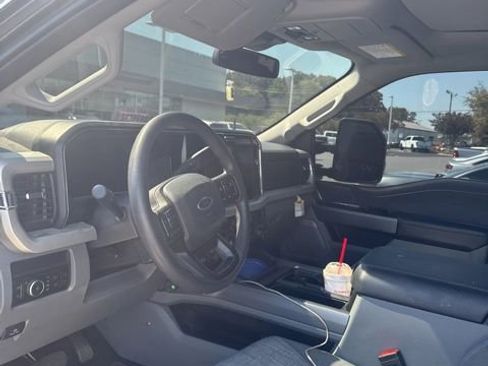 Used 2026 Ford F250 XLT w/ XLT Premium Package AWD/4WD image 1