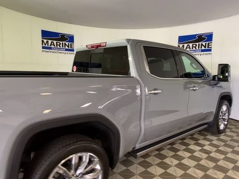Used 2025 GMC Sierra 1500 Denali w/ Denali Reserve Package AWD/4WD image 2