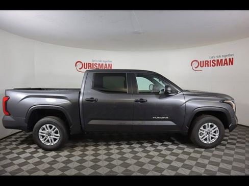 Used 2025 Toyota Tundra SR5 AWD/4WD image 11