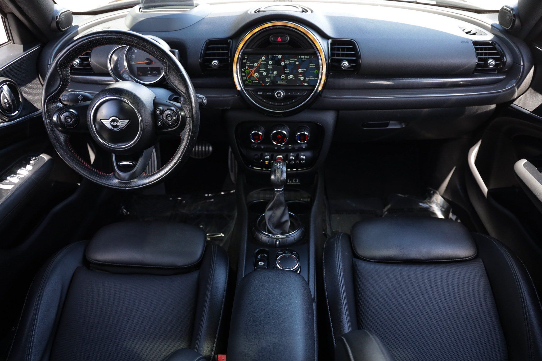 Used 2017 MINI Cooper Clubman ALL4 AWD/4WD image 2