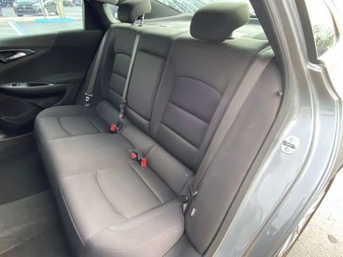 Used 2025 Chevrolet Malibu LT FWD image 24