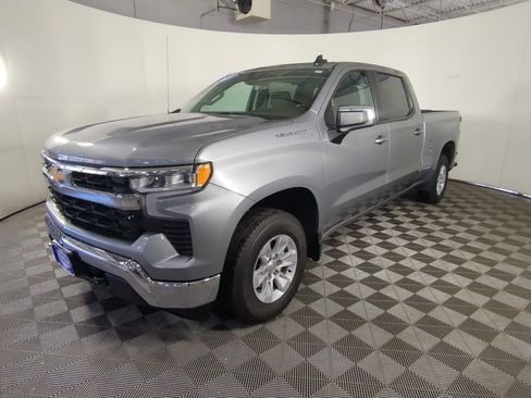 Used 2023 Chevrolet Silverado 1500 LT w/ Protection Package image 4